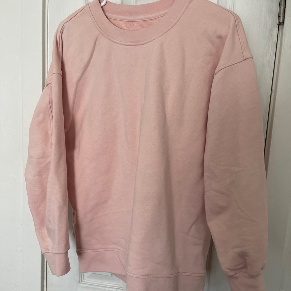 Lululemon “Perfectly Oversized Crewneck”